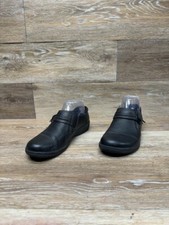 Clarks Cheyn Madi Black Leather Slip On Loafer Women's Size 8