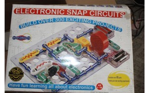 snap circuits 300