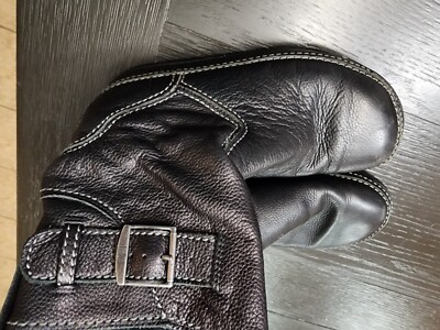 FitFlop Women's Superboot Short Black Leather Contrast Stitch Pull On Boots  Sz