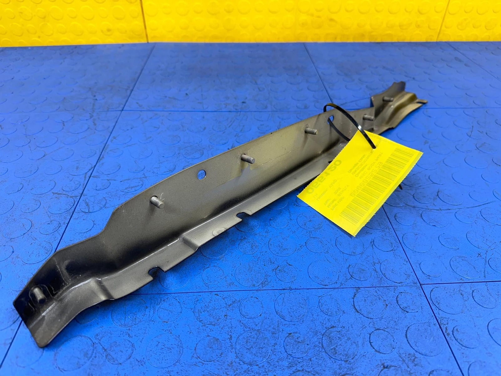 06 07 08 BENTLEY Continental GT Coupe Front Left Fender Bracket OEM 3W8821155C