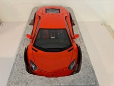 Autoart 1/18 Lamborghini LP700-4 Collectables 17+