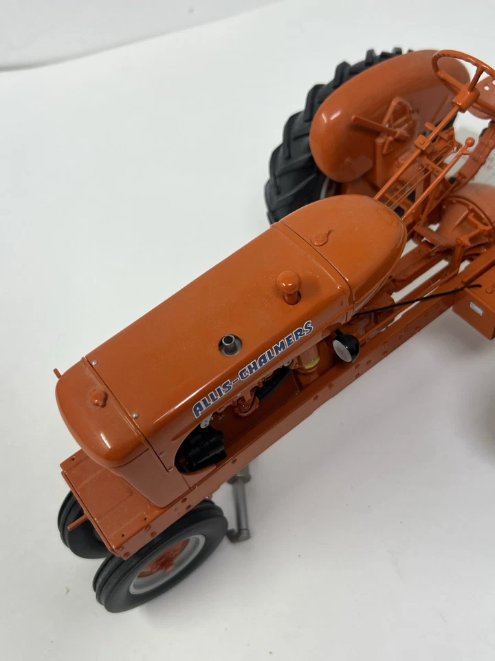 FRANKLIN MINT ALLIS CHALMERS WC TRACTOR 1:12 SCALE - Image 4 of 4