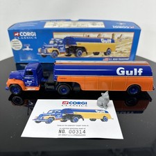 Corgi Classics U.S. Road Transport 56201 1:50 Diamond T620 Tanker Gulf Ltd Edn