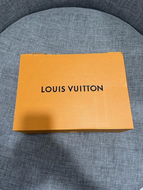 LOUIS VUITTON LV Large Orange Gift Box 14x10x5 Magnetic Empty Packaging 3200996