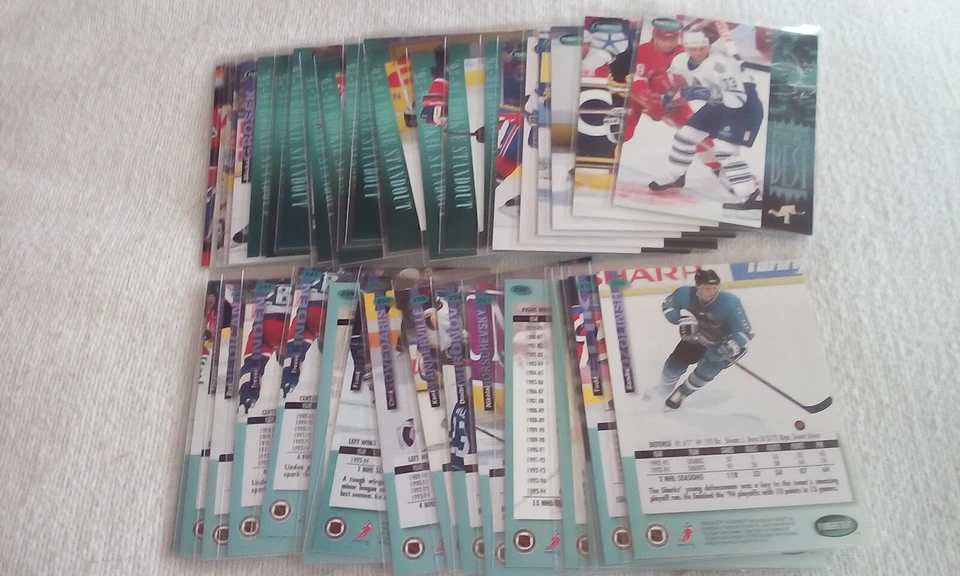 1994-95 Parkhurst Hockey Part. set. Pick cards that you want/need. - Image 3 of 3