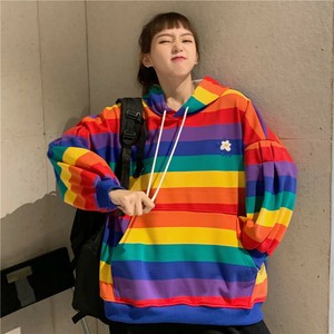 sweatshirt rainbow