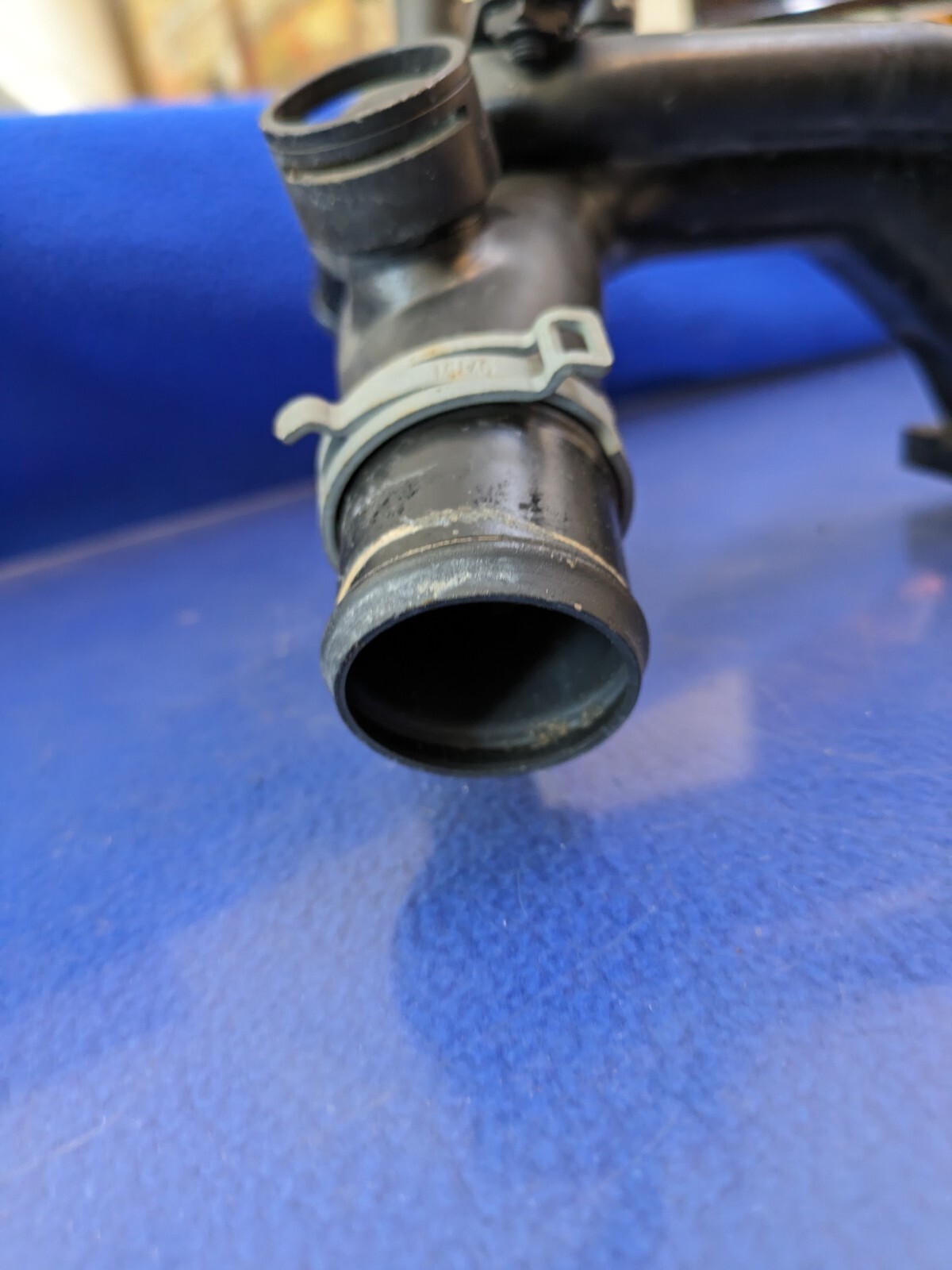 cooling water pipe Bentley FLYING SPUR 6.0 W12 07C121064H oem W12 6.0