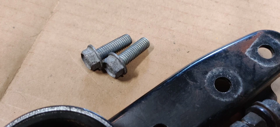 Subaru Outback 2005-2009 correa de transmisión de CA rueda loca polea de acero soporte tensor aire acondicionado Foto 3 de 4