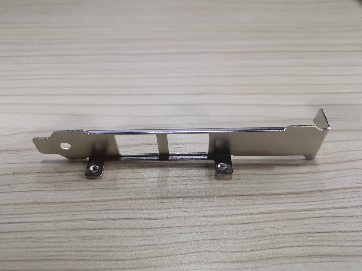 Staffa Corta Metallica Per Scheda Di Rete Intel | Compatibile EXPI9402PT, 8492MT, 82576EB, NC360T, E1G42ET | TP.HC.945