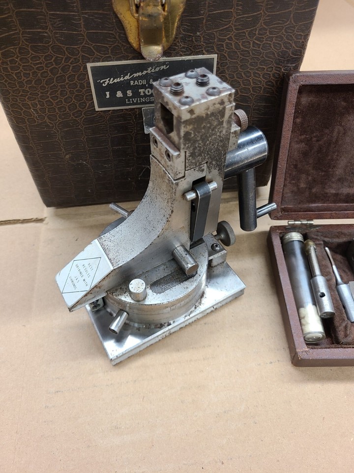 J&S Tool Angle Wheel Dresser Fluidmotion Radii Angle Dresser w/ Case