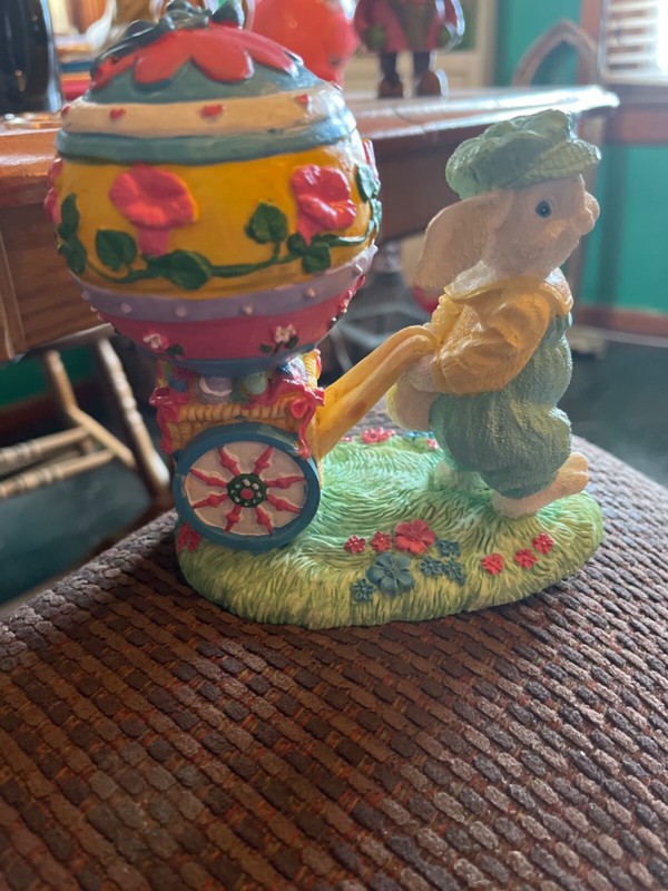 VTG ceramic Easter Bunny Rabbit Pulling Cart of Easter Eggs & Flowers