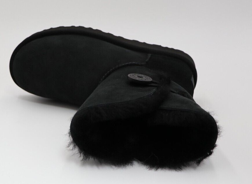 UGG Women's Bailey Button ll boots | eBay