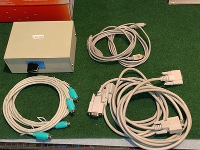 DATA SWITCH TRANSFER Umschaltung 2 PCs Computer, mouse tastatur monitor, 6 Kabel