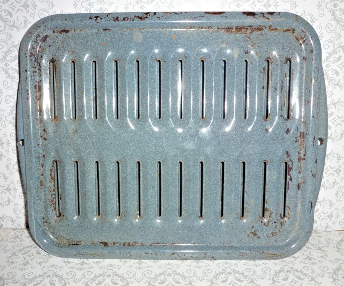 VINTAGE 14" X 12" GRANITE BAKING ROASTING PAN WITH DRIP PAN