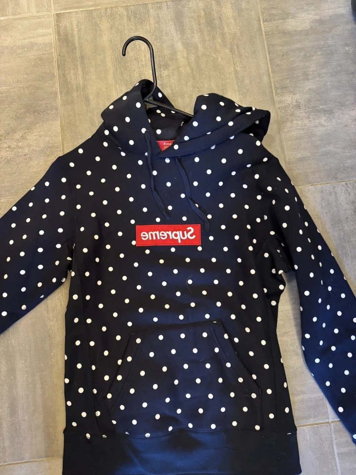 Supreme Comme Does Garçons CDG Pequeña S Caja Logo Sudadera con Capucha Lunares Rara Foto 2 de 4