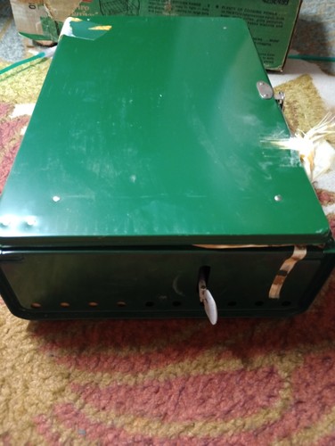 VINTAGE COLEMAN TWO BURNER CAMP STOVE MODEL 425E499 (425E), 09/ 1976 Unused - Picture 9 of 18