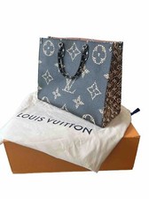 Louis Vuitton Onthego Jungle