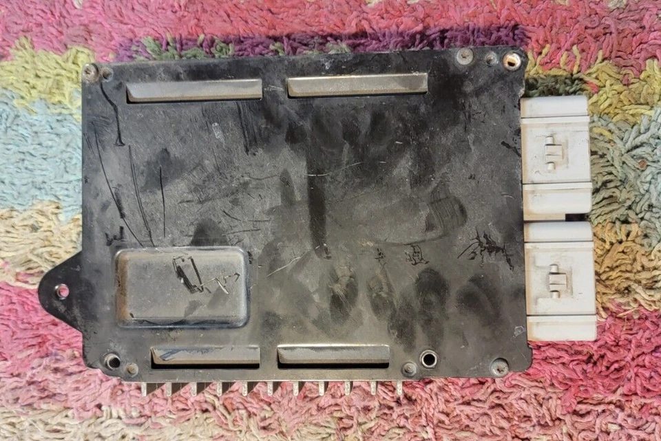 ✅⭐ Plymouth Grand CARAVAN Voyager 2000 Motor Computadora Brain Box OEM P04727280AB Foto 4 de 4