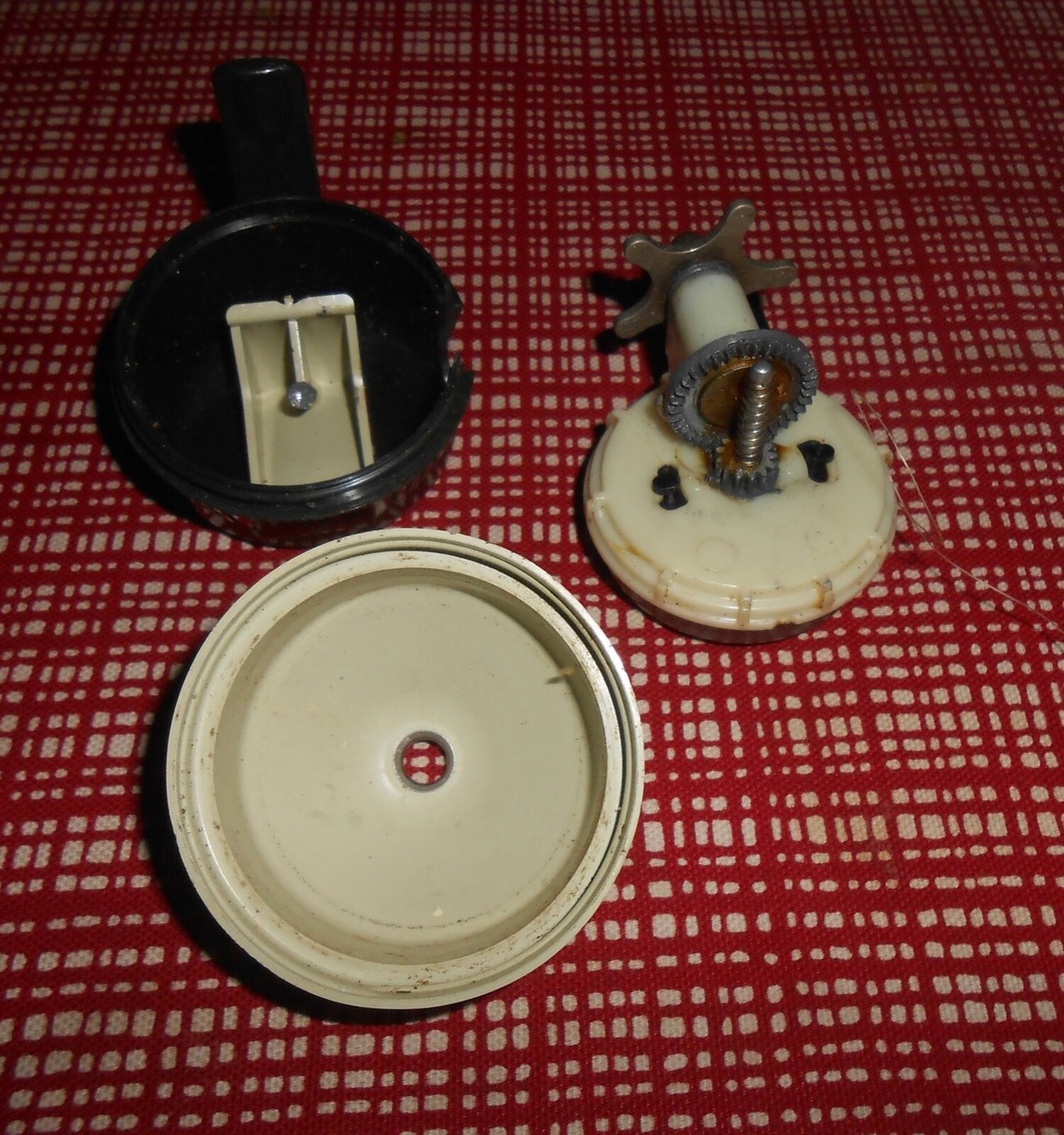 Vintage Zebco 76 Spin Cast Fishing Reel -USA | eBay Vintage Zebco 76 Spin Cast Fishing Reel -USA | eBay