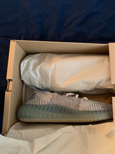 yeezy 350 size 11