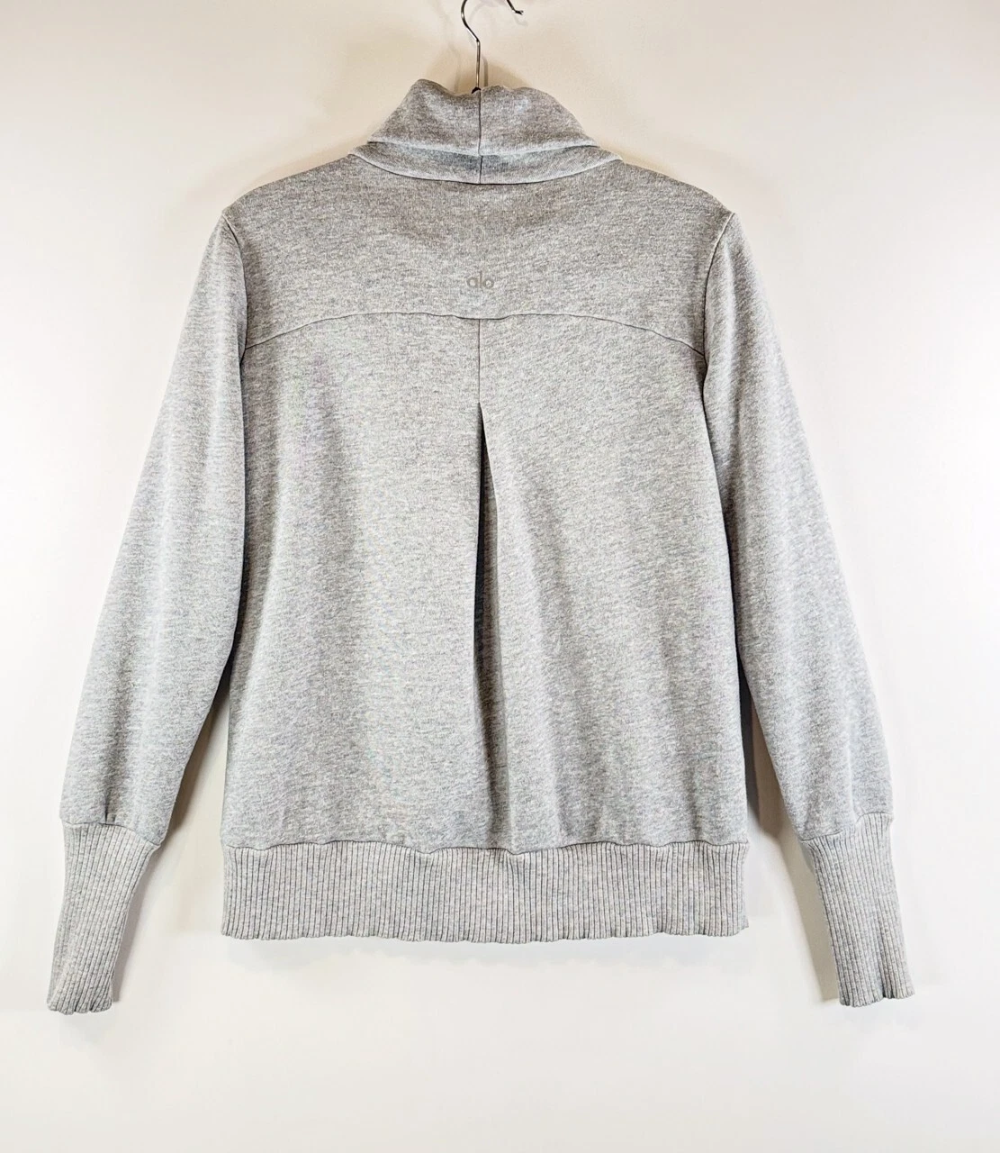 alo-yoga haze turtle neck pullover thumbhole cozy sweatshirt