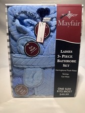 New In Box! Ladies 3 Piece Bathrobe Set, Plush Robe, Sponge, Eyemask, Light Blue