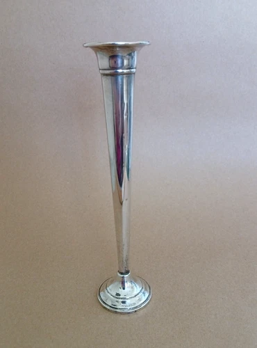 Vintage Lunt Sterling Silver 8" Bud Vase 58 g Filled Reinforced Trumpet Vase