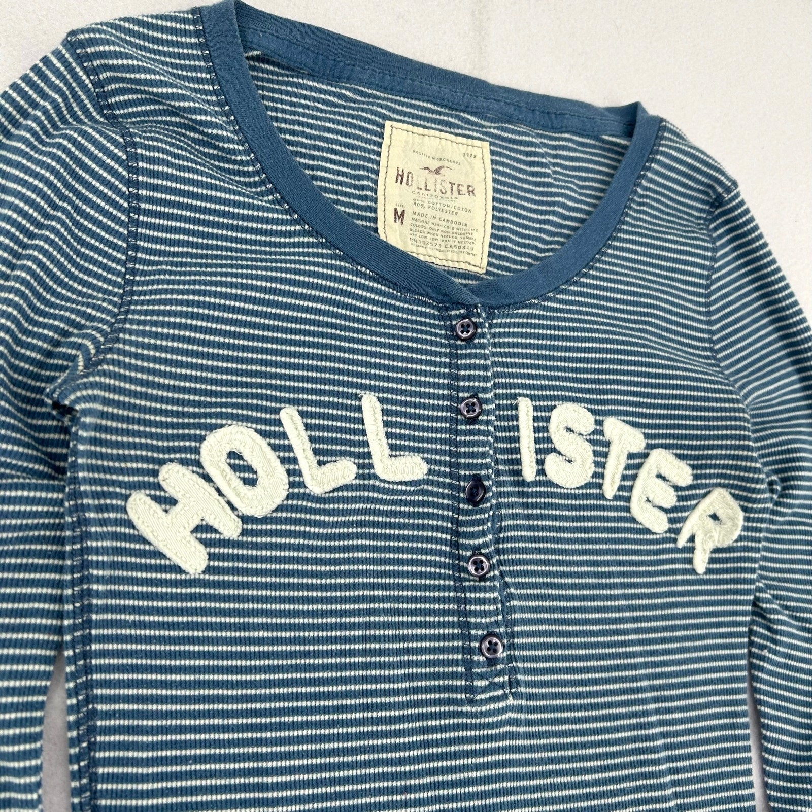 Vintage y2k Women's Blue White Striped Hollister Henley 3/4 Sleeve Shirt Sz M image 2