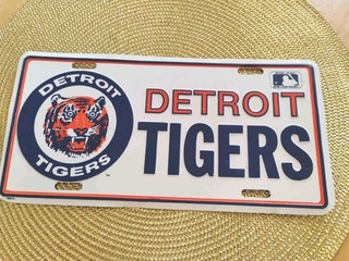 1980's DETROIT TIGERS BASEBALL BOOSTERS MICHIGAN LICENSE PLATE ORIGINAL