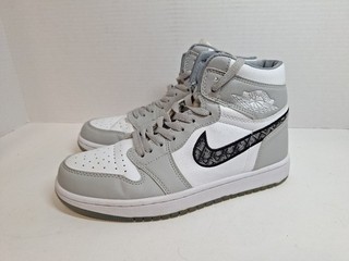 Nike Air Jordan 1 High OG Dior Designer High Tops Sneakers Youth 7 VY