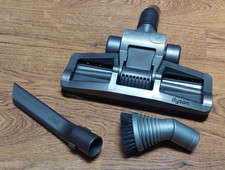 Dyson Set de fixation pour aspirateur 3 pièces tête de sol, outil crevasse, brosse à dépoussiérer gris