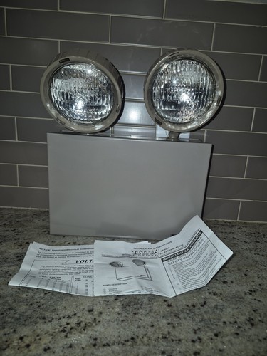 Lithonia Lighting ELT16 Emergency Light Battery Backup Dual Head Unit 120V