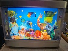Vintage Living Aquarium Rotating Motion Night Light Moving Ocean Lamp Fish