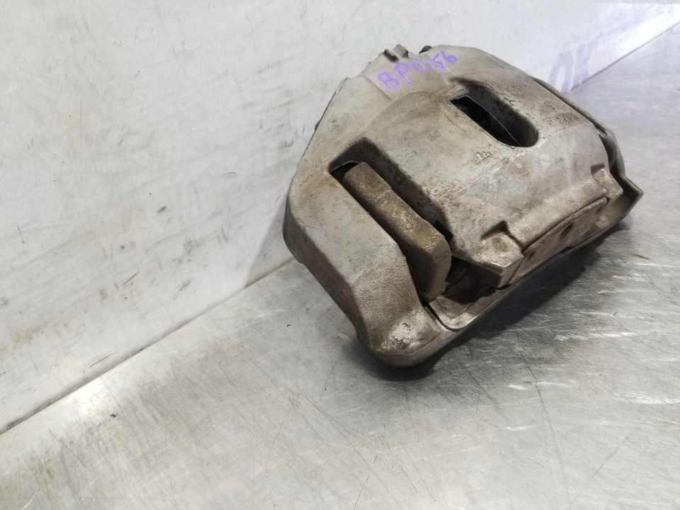 10 2010 BMW 335I M PINZA FRENO DELANTERO DERECHO PASAJERO Foto 3 de 4