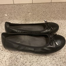 Vionic 359 Minna Ballet Flats Cap Toe Slip On Black Women s Size 7.5