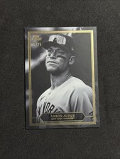 2025 Topps Black & White #pp7 Aaron Judge Prized Portraits Gold /25 Sp