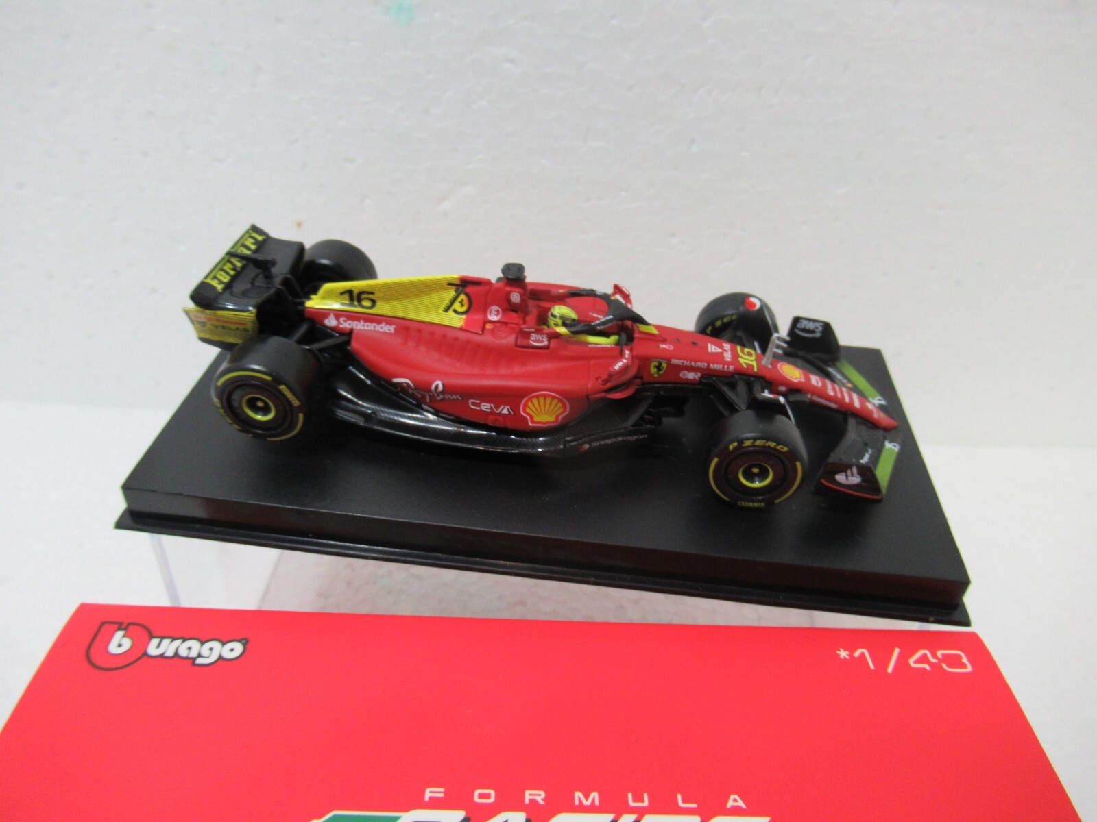 Picture 2 of 4