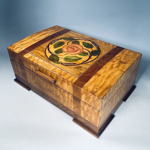 Antike Schatulle - schöne Art Deco Schmuckschatulle aus den 30er Jahren.