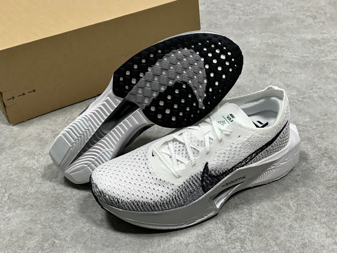 Nike ZoomX Vaporfly NEXT% 3 