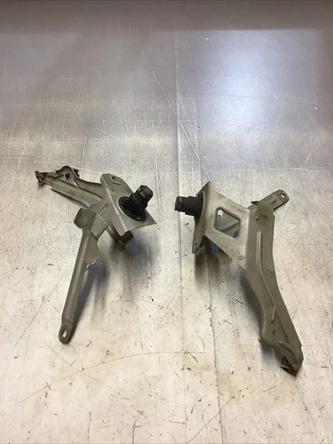 Original BMW  F07  Halter Kotflügel vorne links Rechts