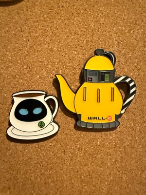 Disney Pin Loungefly - Pixar Tea Set - Wall-E & Eve