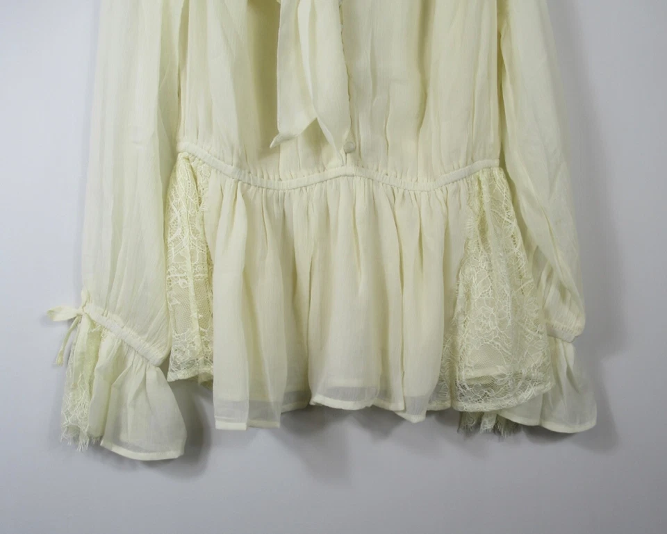 River Island Cream Lace Mix Pussy Bow Blouse Long Sleeves Size 6 - 18 RRP £45 - Image 3 of 4