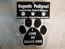 Magnetic Pedigrees DOG Paw Magnet I LOVE MY GRAND DOG Car Truck Mail Box