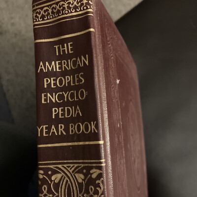 Vntg The American Peoples Encyclopedia Year Book 1966 Events of
