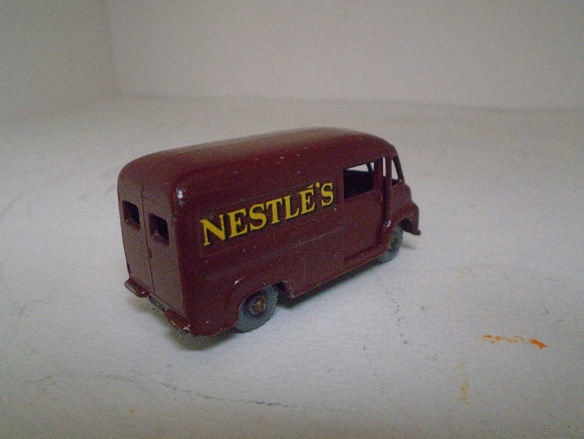 LESNEY MATCHBOX No.69A-1 COMMER 30 CWT VAN , NESTLE'S MAROON/GPW