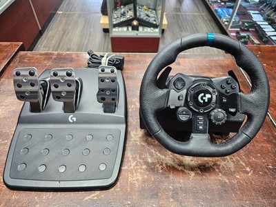 Logitech Trueforce G923 Racing Wheel and Pedals PS5 PS4 PC