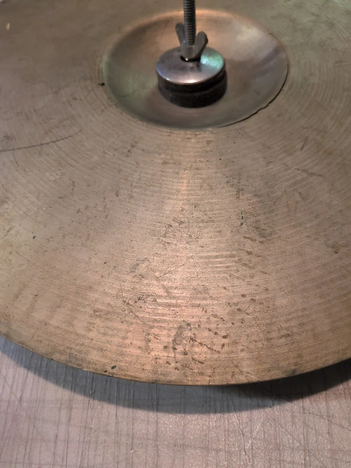 Años 50? "Platillo Paiste de Ludwig Hi Hat o Crash de 13"" estándar hecho en Suiza agrietado" Foto 2 de 4