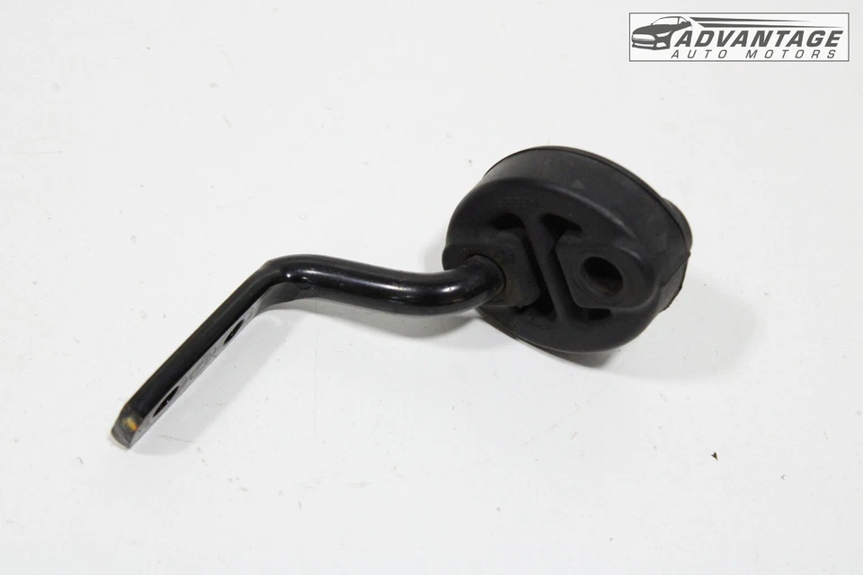 Toyota Camry 2007-2025 escape silenciador tubo aislador suspensión 17565-0P051 OEM Foto 2 de 4