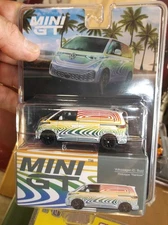 Mini gt 1/64 Volkswagen ID Buzz rainbow NIB