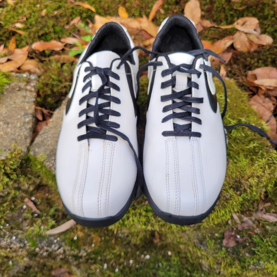 Zapatos de golf Callaway X Series para mujer tacos de golf con clavos blancos con negros nuevos sin etiquetas talla 6 Foto 2 de 4